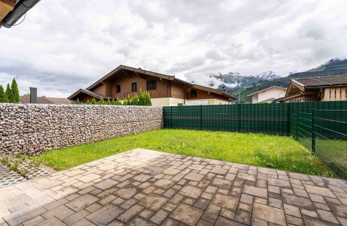 Piesendorf Apartment | Maiskogelblick Apartments - TOP 2, Garden & Sauna