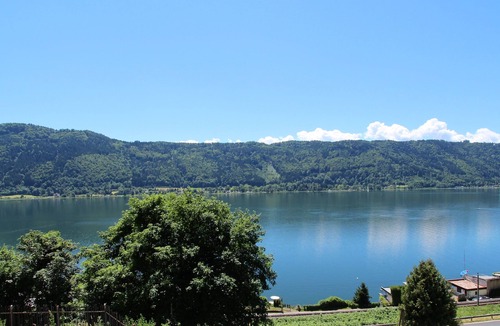 Bodensdorf Apartment | Modern apartment with lake view at Lake Ossiach.