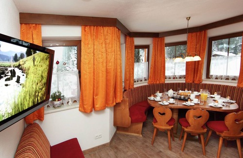 Vorderglemm House | Modern Holiday Home in Saalbach-Hinterglemm with Sauna