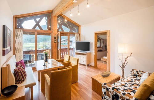 Haldensee Ski Chalet | Natursuite Bergsee - Das Bäckergut am Haldensee