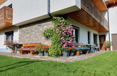 Wenns Apartment | Neuner Charlotte incl Pitztal Sommercard