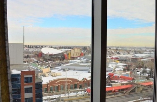 Victoria Park Apartment | New Downtown apartment by Stampede ground BMO Saddle Dome