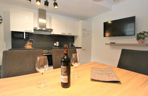 Finsing Apartment | Nice apartment for 5 guests with WIFI, TV and terrace