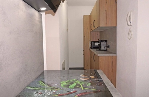 Flirsch Apartment | Nice apartment for 6 people with WIFI, TV and patio