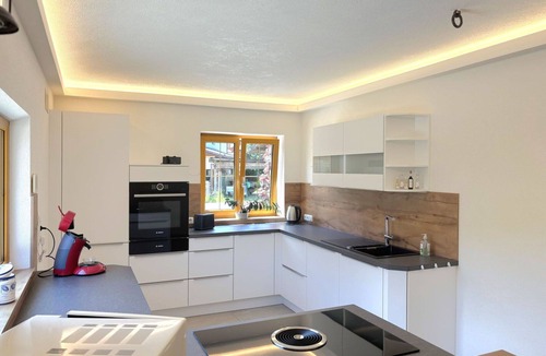 Weissenbach am Lech Apartment | Nice apartment for 6 people with WIFI, TV, terrace and pets allowed