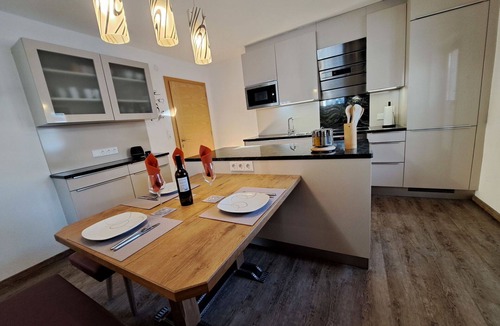 Finkenberg Apartment | Nice apartment for 8 guests with WIFI, TV and balcony