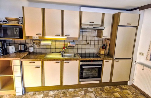 Feichten Villa | Nice apartment in villa for 4 people with WIFI, TV, patio and pets allowed