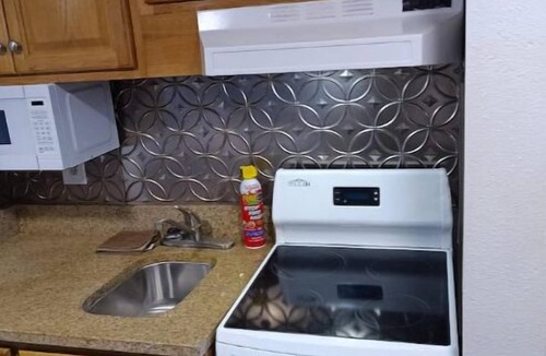 Myrtle Beach Condo | Oceanfront full condo waterpark/bar/restaurant