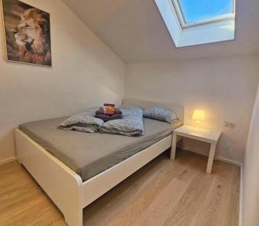 Hall In Tirol Apartment | Old Town Modern Charm Apartment