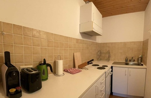 Mosern Apartment | One-Bedroom Apartment with South Balcony