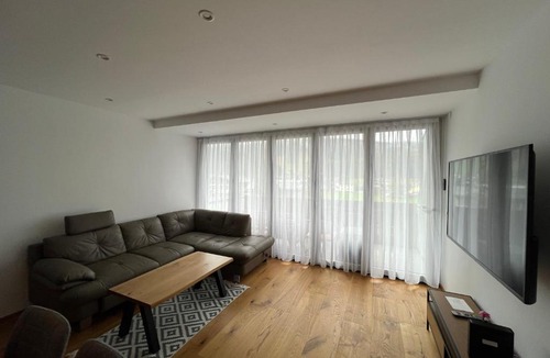 Hof bei Salzburg Apartment | PanoramaVista