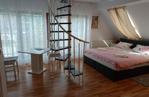 Grein Apartment | Pension DonauBlick Grein 2 in Stifterstrasse19. (2 Apartment )
