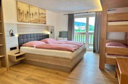 Hopfgarten im Brixental House | Pension Leamhof