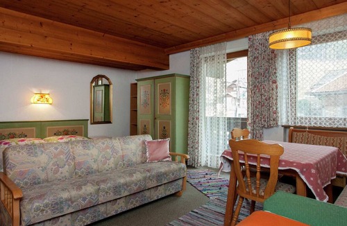Hart im Zillertal Apartment | Pleasing Apartment with Garden, Balcony, Garden Furniture