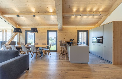 Haus im Ennstal Ski Chalet | Premium Chalet with 4 bedrooms, sauna & pool