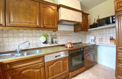 Pruggern Apartment | Rosenapartment - Ferienhaus Schaller am Galsterberg