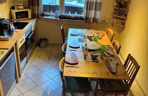 Sankt Leonhard im Pitztal Apartment | Rustic Pitztal alpine house by the stream with large balcony and garage
