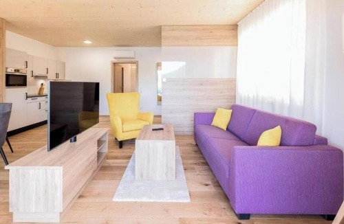 Klopein Apartment | Seewirt Apartments: 2-Bedroom Apartment with Shower