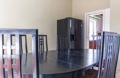 Grinzing Villa | Shared Villa-Room in Vienna for 1