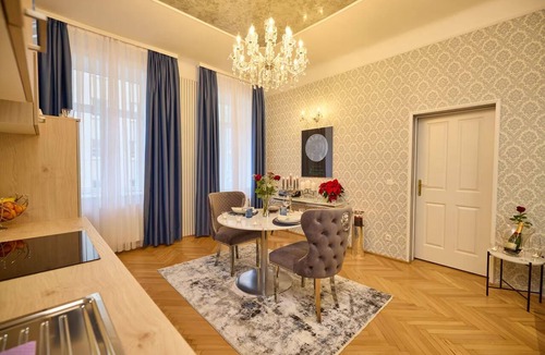 Brigittenau Apartment | Sophie's Place Imperial Lifestyle Apartment