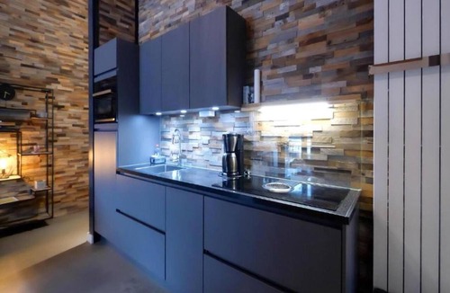 Lake Pressegger Apartment | Spacious holiday apartment by a lake in the Alps