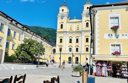 Mondsee Apartment | Spacious 3-bedroom apartment with AC in charming Mondsee