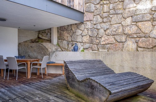 Helfenstein House | Spacious apartment with fitness and sauna for 9