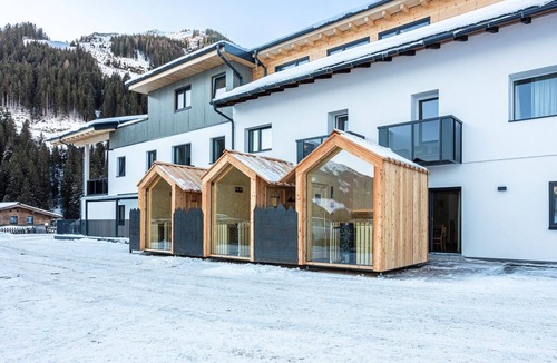 Kolling Apartment | Spacious apartment with ski in ski out and sauna