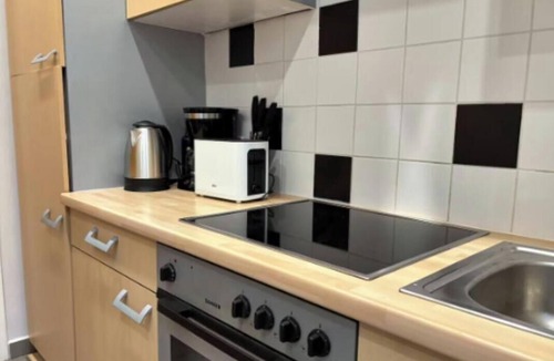 Brigittenau Apartment | Spacious Apartment Near Peace Bridge – Perfect for Groups & Familiesn