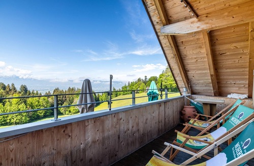 Dornbirn Apartment | Spacious Apartment with Mountain View, Balcony and Wi-Fi