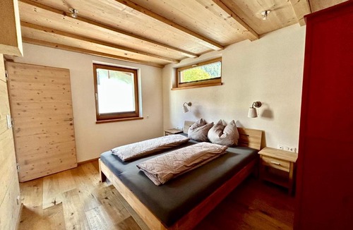 Ried im Oberinntal Apartment | StarkApart - XL-Wohnung-geräumig-stilvoll