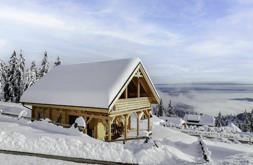 Hochrindl House | Stunning private villa for 6 guests with WIFI, TV and terrace