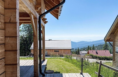Hochrindl House | Stunning private villa for 6 guests with WIFI, TV and terrace