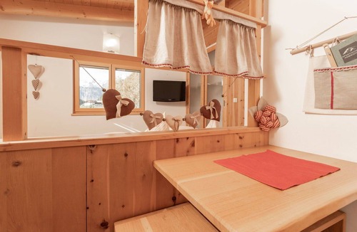 Niederthai House | Stunning private villa for 24 guests with WIFI, TV, terrace and pets allowed