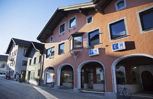 Garmisch-Partenkirchen Apartment | Stylish holiday apartment in the heart of Partenkirchen