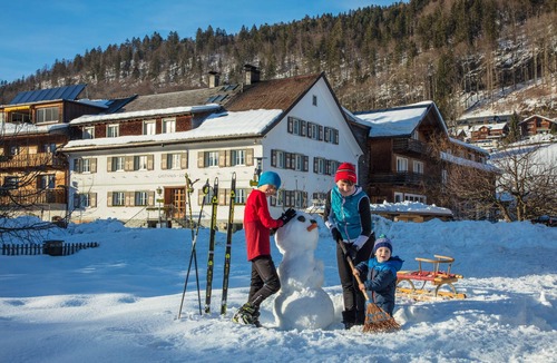 Grossdorf Apartment | Sun room - Sonne Bezau - Familotel Bregenzerwald