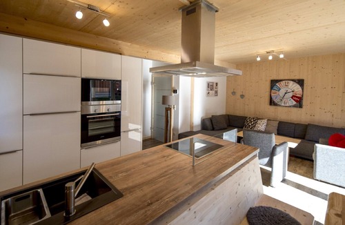 Sankt Georgen ob Murau Ski Chalet | Superior Chalet # 61 with Sauna & Whirlpool