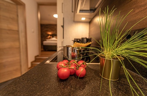 Schuttdorf Apartment | Tevini Boutique Suites - Apartment Water, balcony