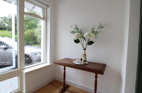 Clarinbridge House | THE VILLAGE HOUSE on Wild Atlantic Way CLARINBRIDGE VILLAGE