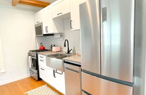 St. Elmo Improvement League House | Tiny Home - Mountain View - Historic St. Elmo