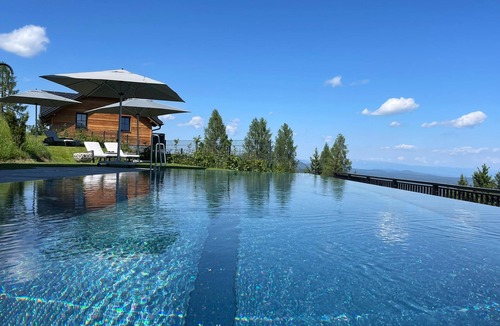 Albeck House | Tomtegl-Bergchalet No.9 mit Privatsauna, Infinitypool, Kamin, Fitnessraum, 1500m Seehöhe