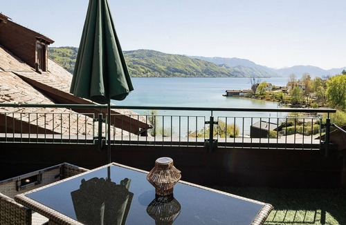 Seewalchen am Attersee House | Top 1 mit Dachterrasse mit Seeblick - Hotel Litzlberger Keller