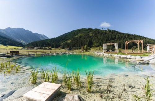 Gerlos Hotel | Traumhotel Alpina - 4 Sterne Superior Luxushotel, hoteleigenen Badesee, Adults Only