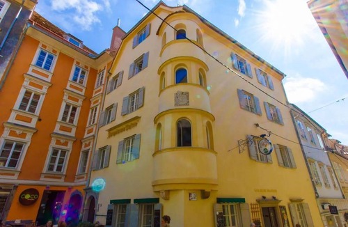 Graz City Centre Apartment | Urban Luxury Apartment in the Heart of Graz - Where History Meets Modern Comfort