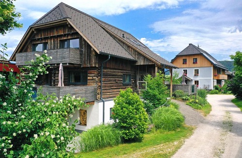 Falkenburg Apartment | Urlaub im Stall