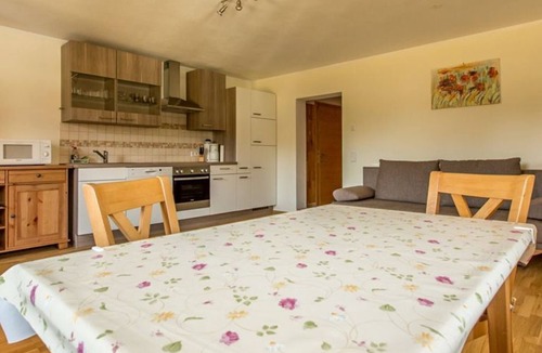 Innerschwand House | Vacation apartment Margerite - Ferienhof Mayrhofer
