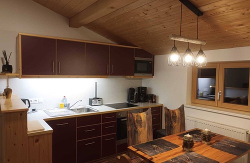 Dalaas Apartment | Vacation apartment zum schwarzen Hirsch
