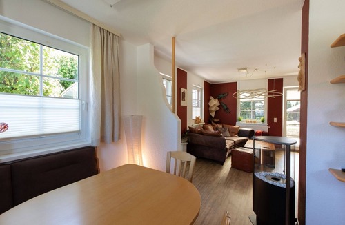 Redlham House | Vacation home for 8 guests with 150m² in Redlham (197722)