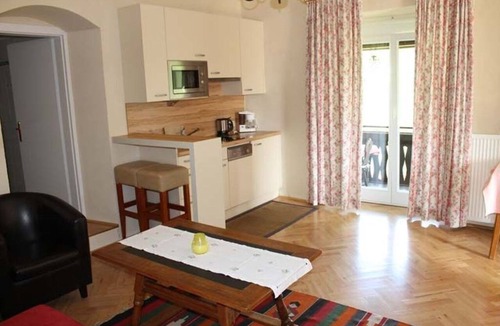 Mondsee House | Vacation Rental 1 - Landhaus Meingast
