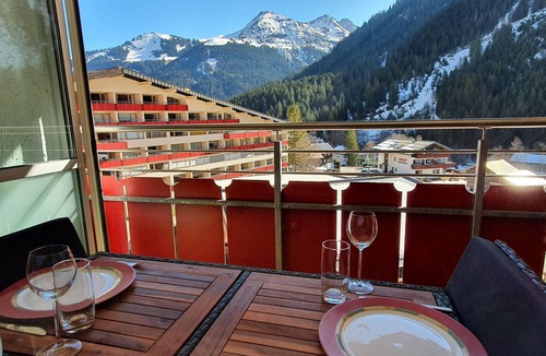 Mittelberg Apartment | Vacation rental for up to 2 people, balcony, mountain railways, pool, sauna, and infrared cabin included.